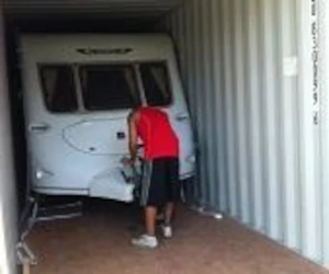 caravan container loading